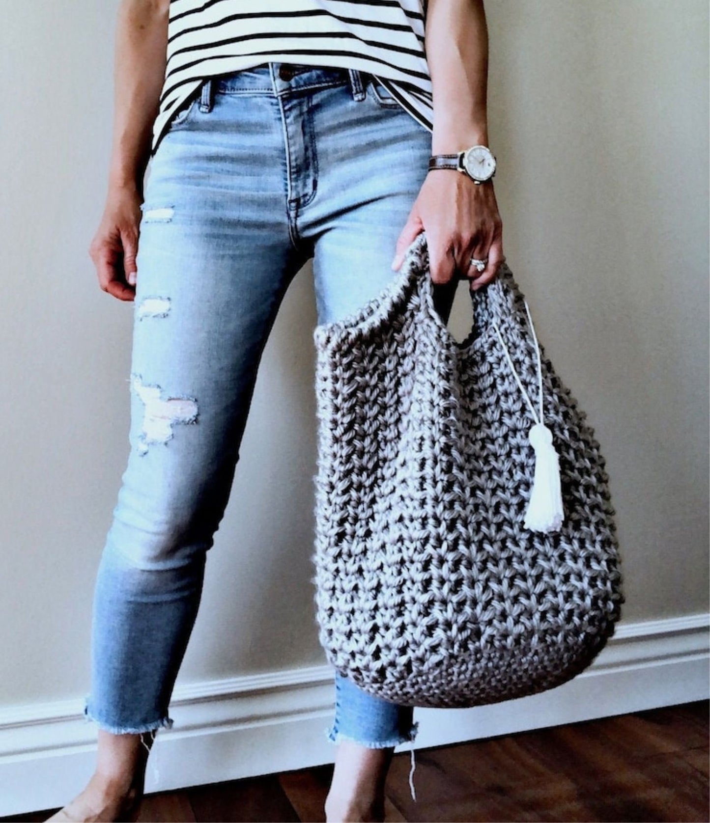 Crochet Pattern, The Sutton Crochet Bag in 2 Sizes