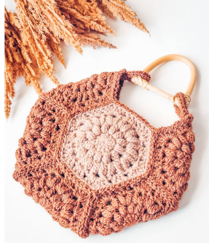 Crochet Pattern for a Granny Hexagon Bag