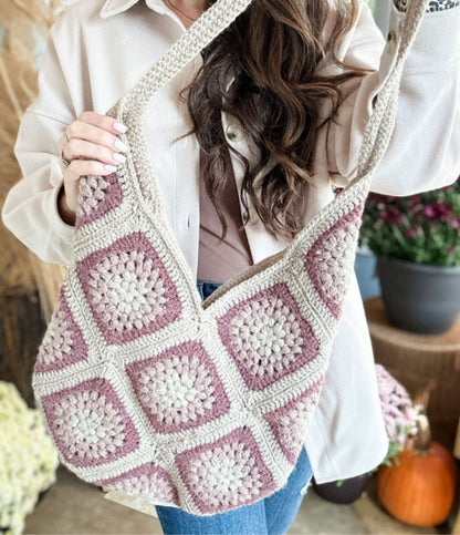 CROCHET PATTERN & VIDEO / River Stone Granny Bag